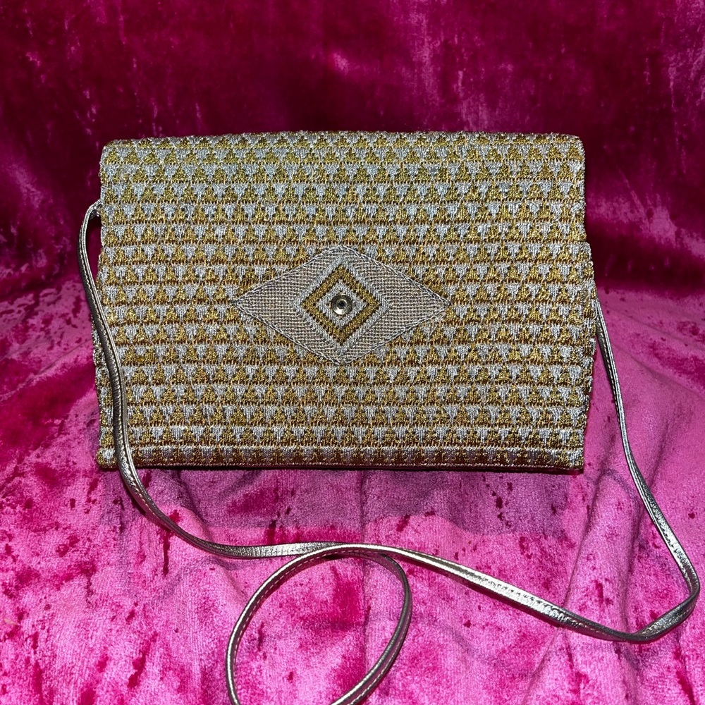 Vintage 60s woven lamé shoulder bag w/ sapphire stone